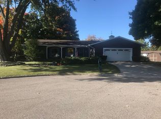 107 Rex St, Saint Johns, MI 48879
