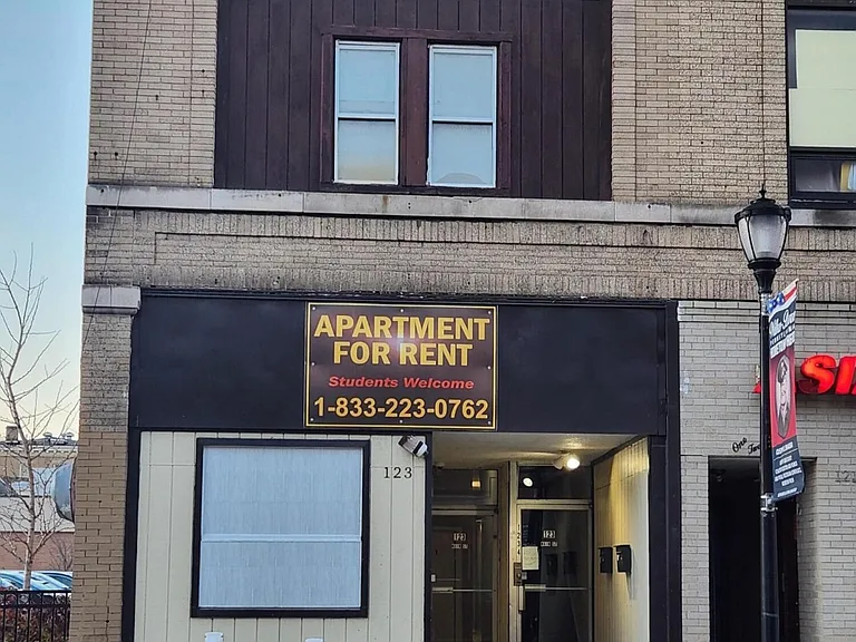 123 S Main St #1 — Photo 1