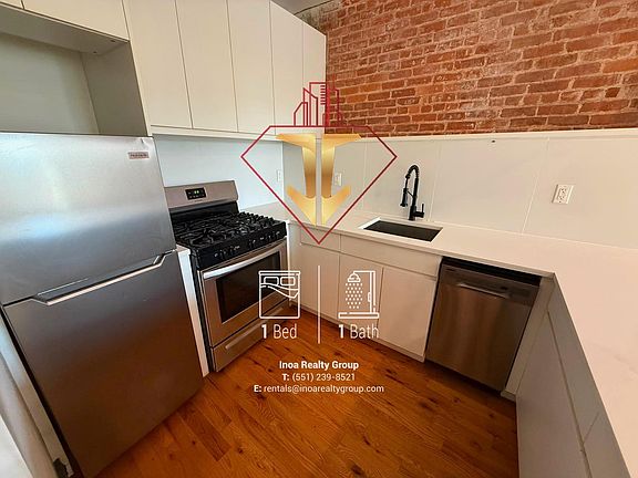 4th image of 568-70 Communipaw Ave #303