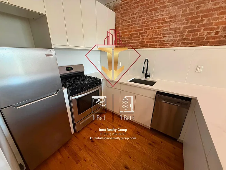 568-70 Communipaw Ave #303 — Photo 4