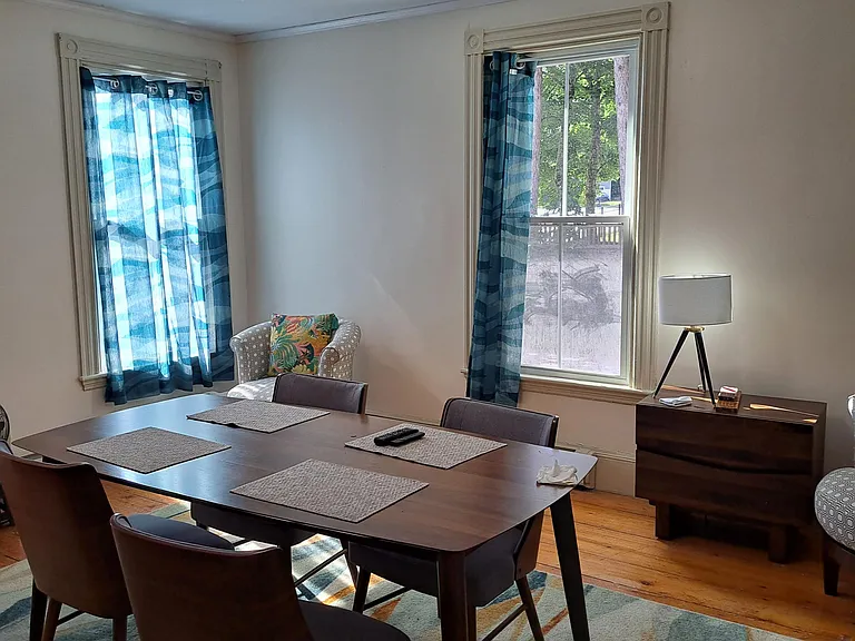 16 E Elm St #1 — Photo 13