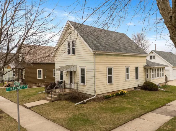 531 West Foster STREET, Port Washington, WI 53074
