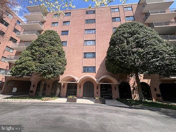 2nd image of 501 N Providence Rd APT 407