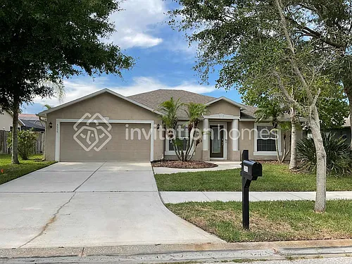 3556 Long Leaf Dr Photo 1