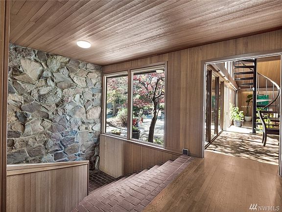 Main Floor Entrance.