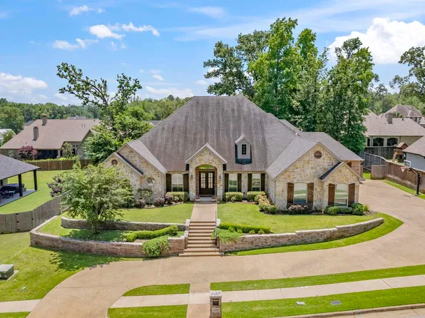 1344 Dueling Oaks Dr, Tyler, TX 75703