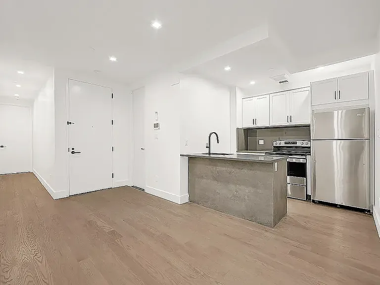 2909 Albemarle Rd #4U — Photo 7