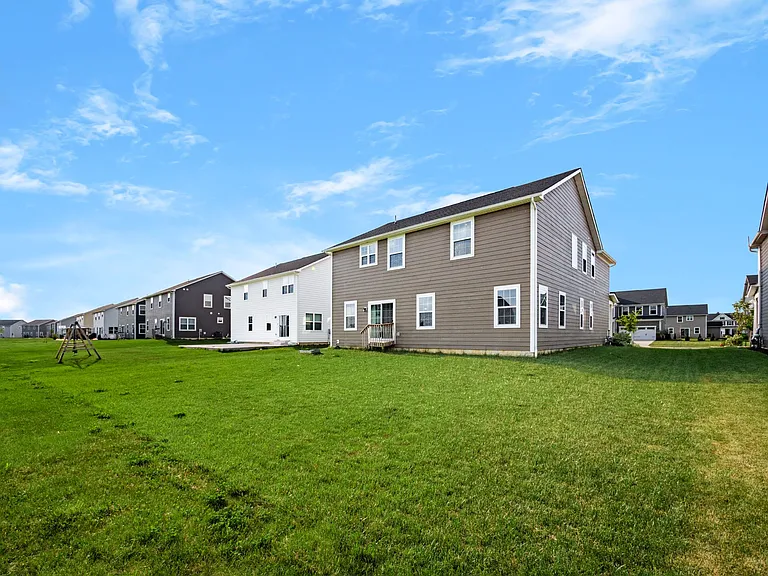 589 Melick Dr #1 — Photo 62