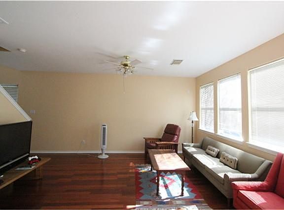 4th image of 16639 Cairngrove Ln