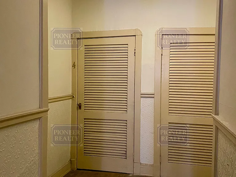 3110 Kensington Ave — Photo 5