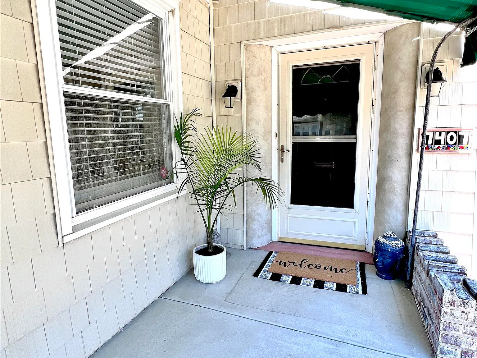 4 bed, 2.5 bath, $2,200 — Photo 4