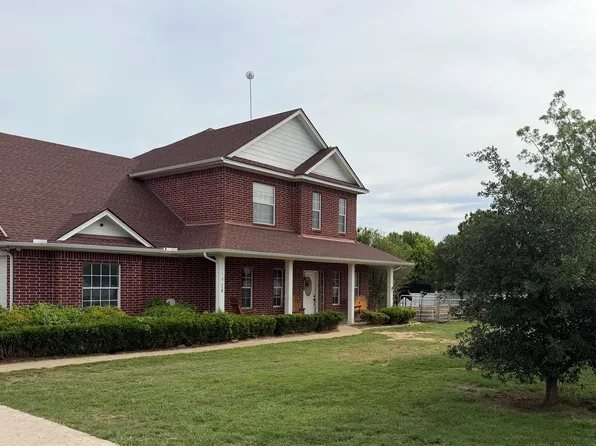 103 Tusk Ct, Weatherford, TX 76085