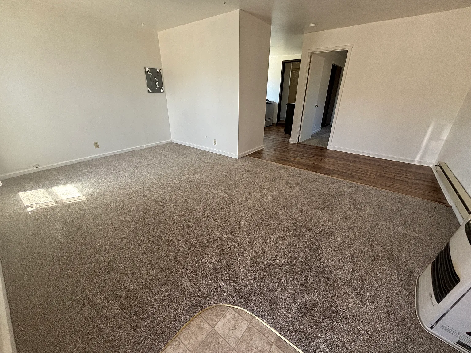 1 bed, $1,050 — Photo 1