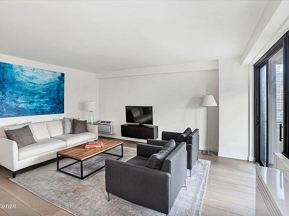 3rd image of 175 W 95th St #14B