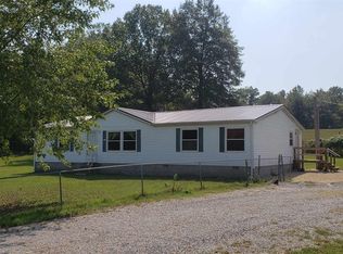 12745 E Oakton Rd, Mount Vernon, IL 62864