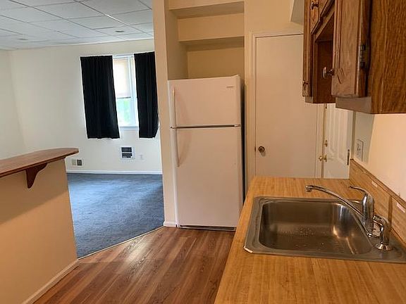 Another view of kitchen