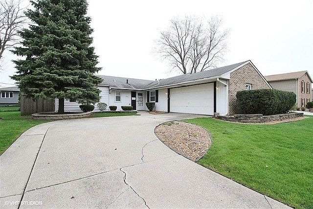1st image of 16715 Le Claire Ave