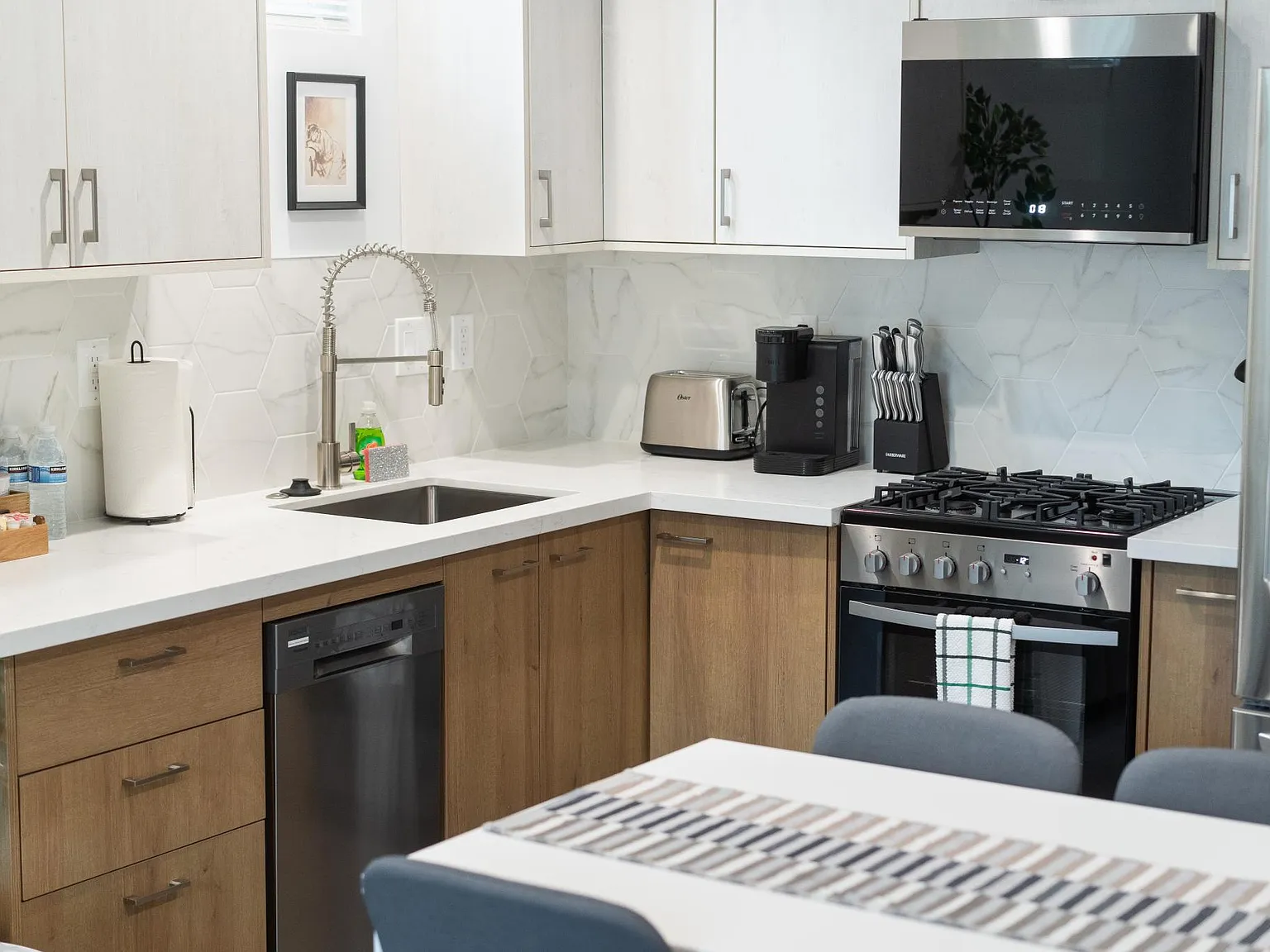 1 bed, 450 sqft, $3,500 — Photo 1