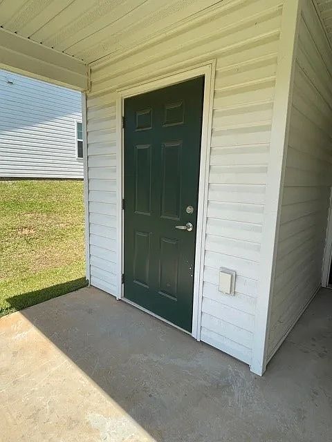 2nd image of 312-314 Hannah Ln
