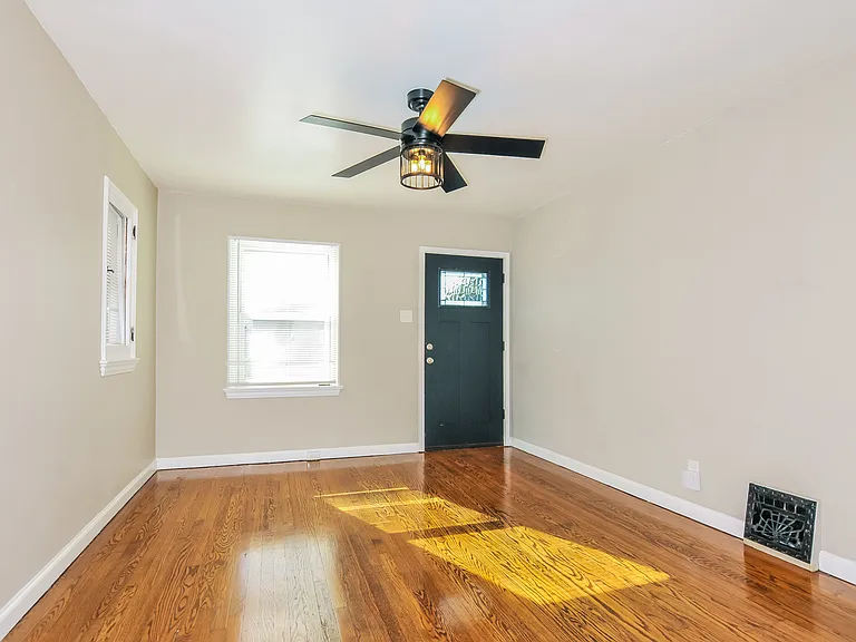4221 Schiller Pl — Photo 4