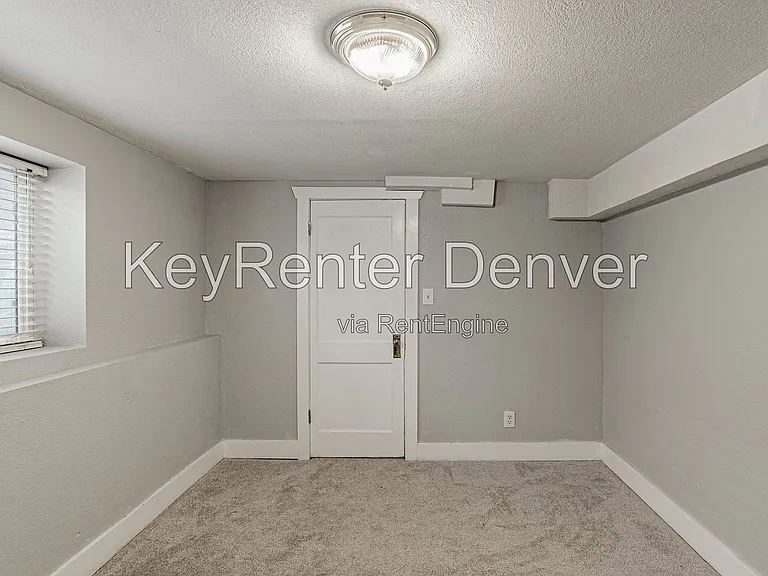 945 N Washington St #100 — Photo 11