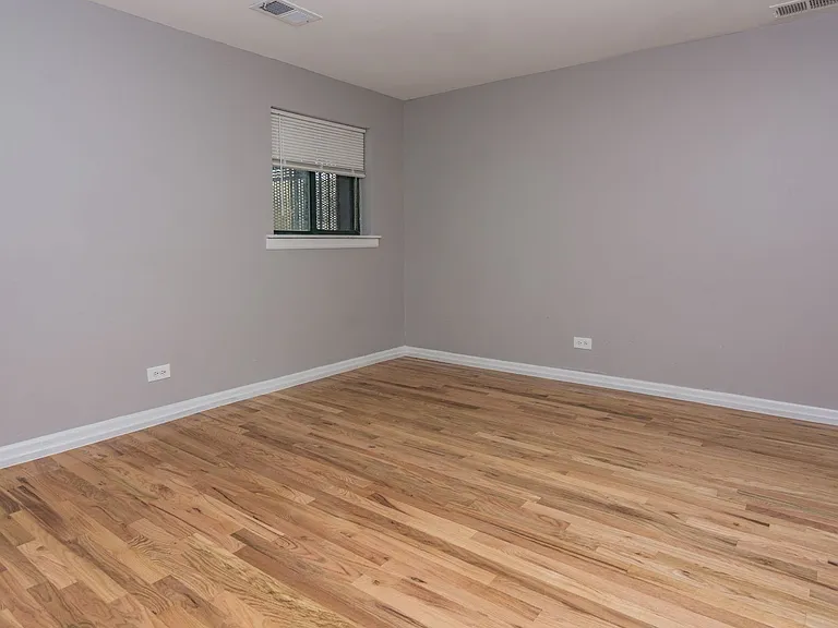 6125 S Indiana Ave (NEW) — Photo 13