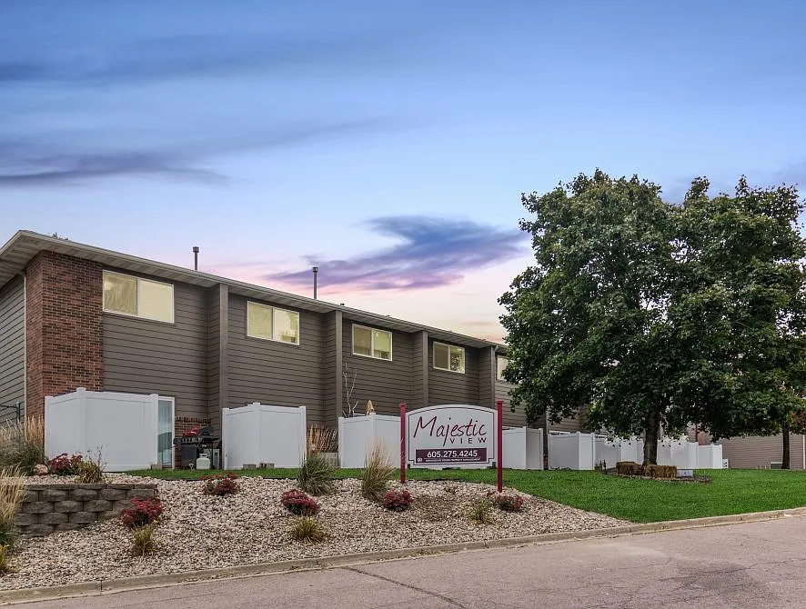 Majestic View Townhomes