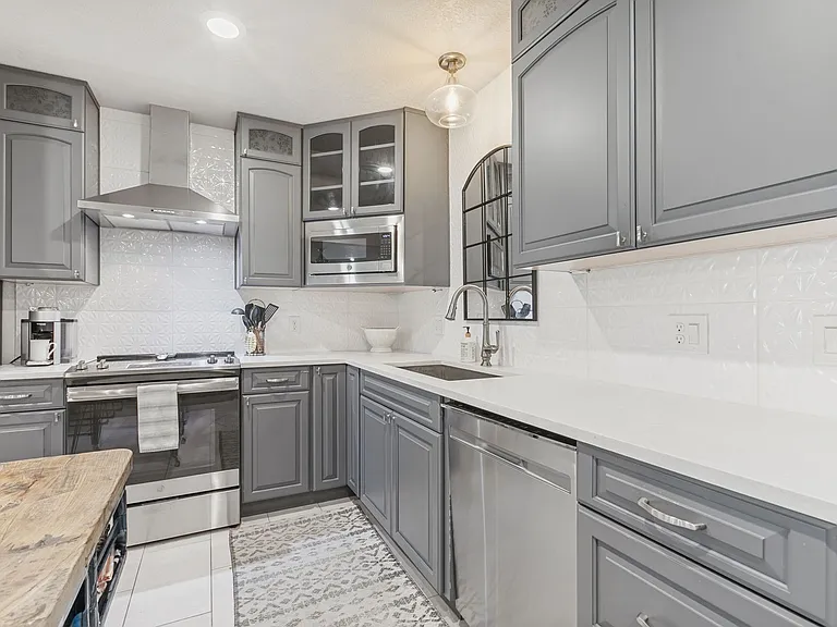 488 E Olmos Dr #1 — Photo 11