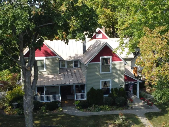 9840 Vandergriff Rd, Indianapolis, IN 46239