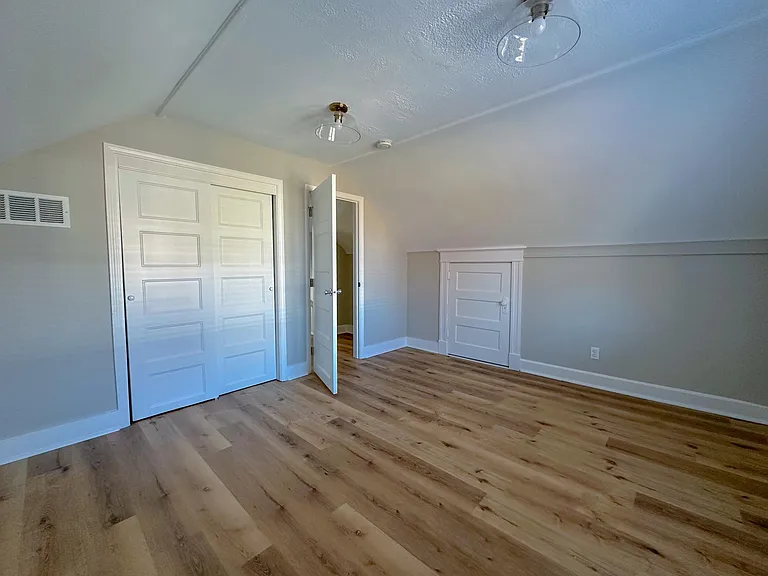 6117 Westminster Pl — Photo 26