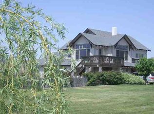 6237 W Echanove Dr, Garden City, ID 83714