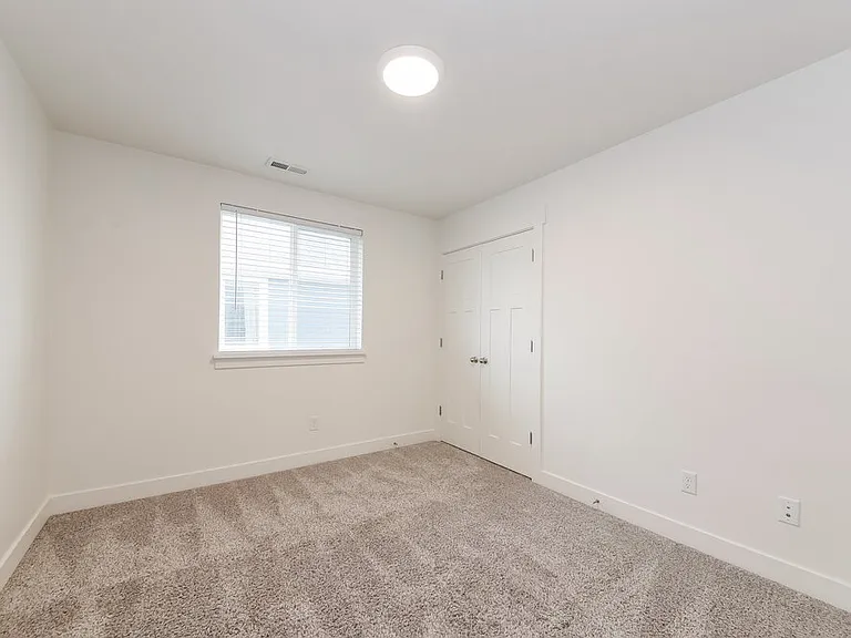 4907 E Breezy Patch Rd — Photo 13