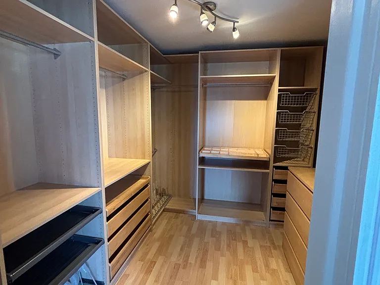 413 E Ellis Dr — Photo 8