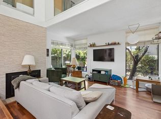 4430 Yew St, Vancouver, BC V6L 3C8