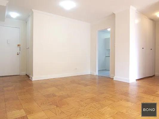 Rented by Bond New York | media 14