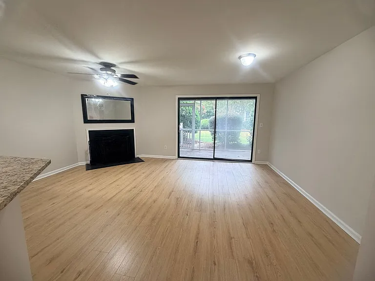 1850 Atlantic Dr #115 — Photo 9