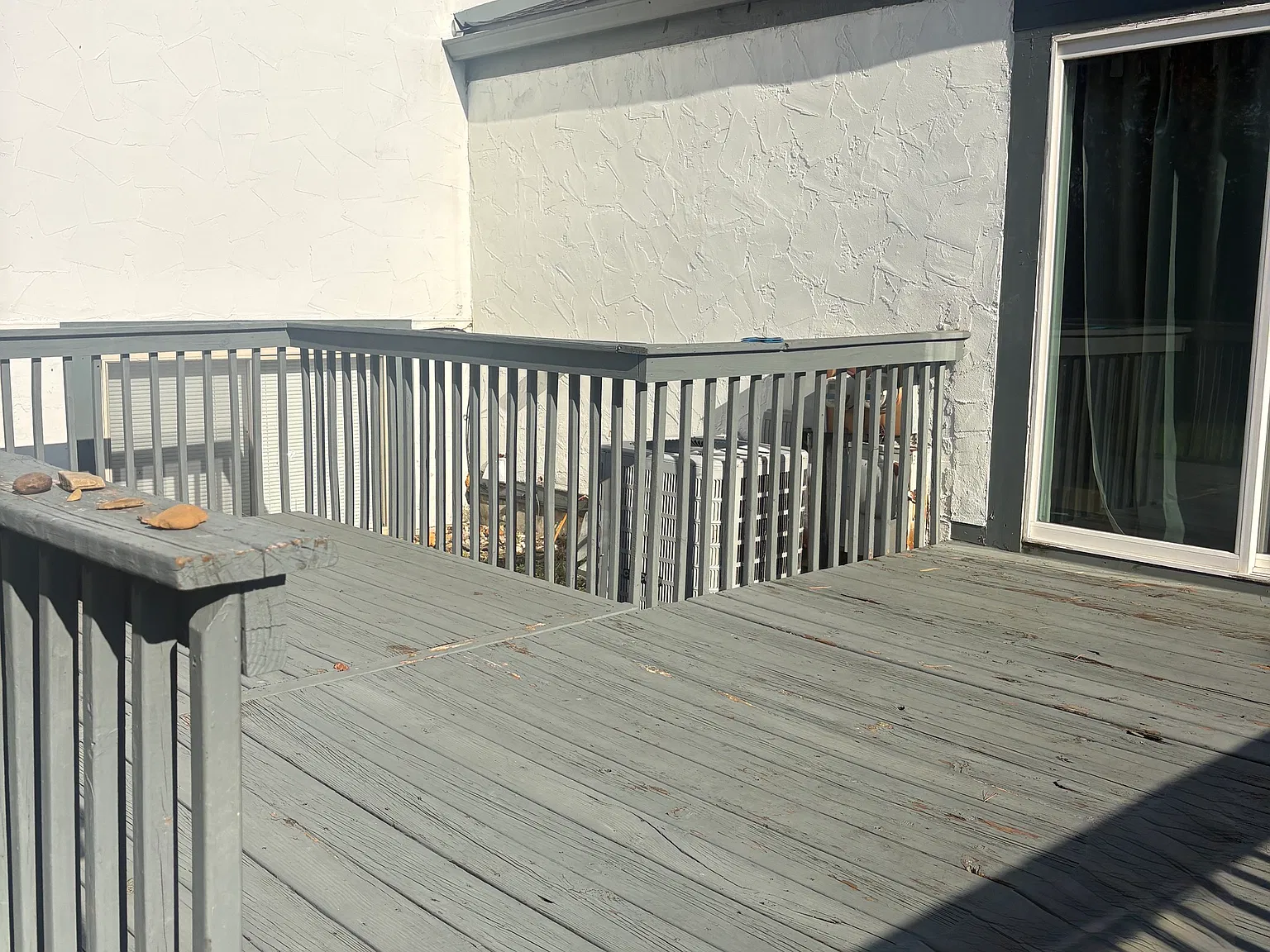 3 bed, 1.5 bath, 1800 sqft, $2,000 — Photo 2