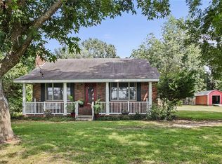 5151 Weaver Rd, Lake Charles, LA 70605