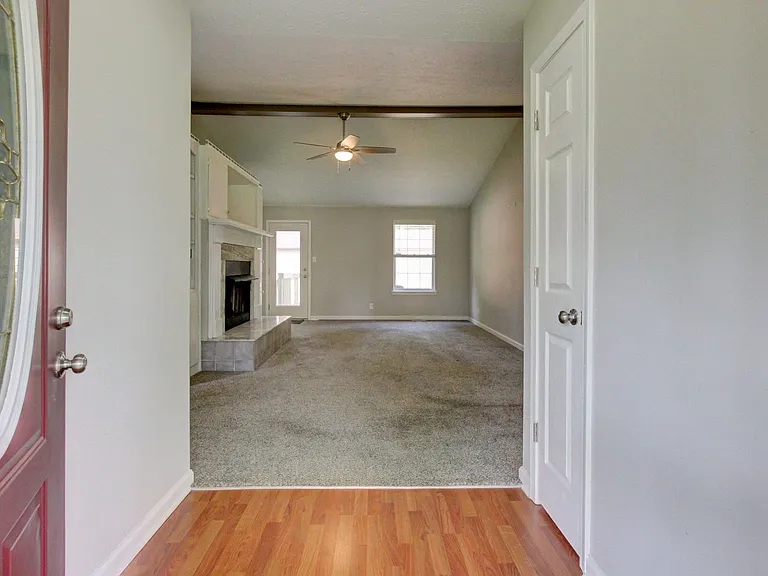2104 Pea Ridge Rd — Photo 5