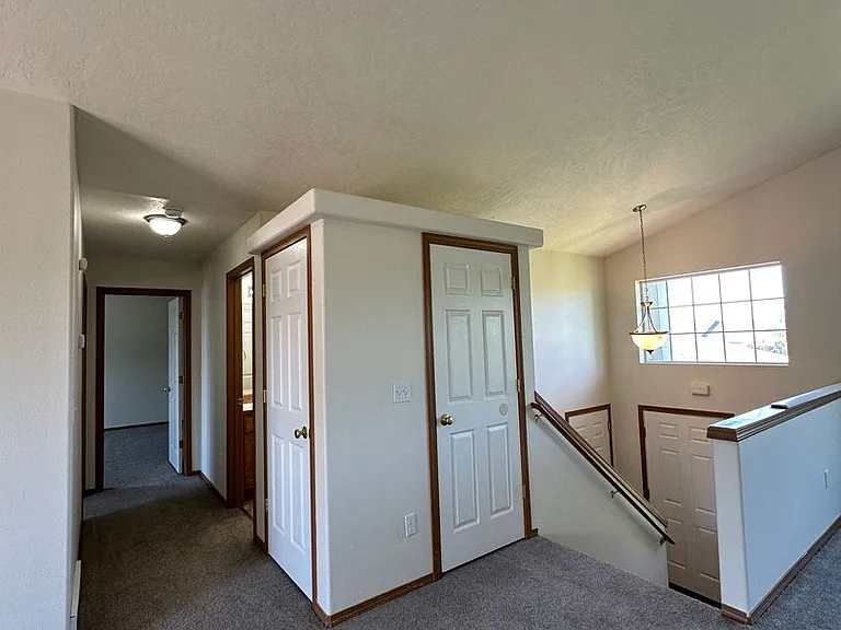 419 N Arbutus Ave — Photo 10