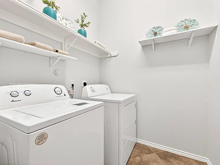 7116 Granger Ridge Ln — Photo 25