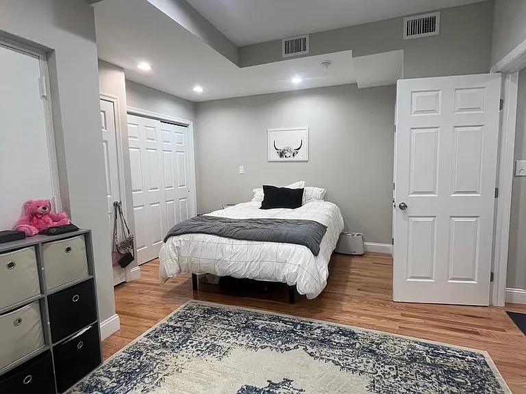 1820 Pine St #2F — Photo 10