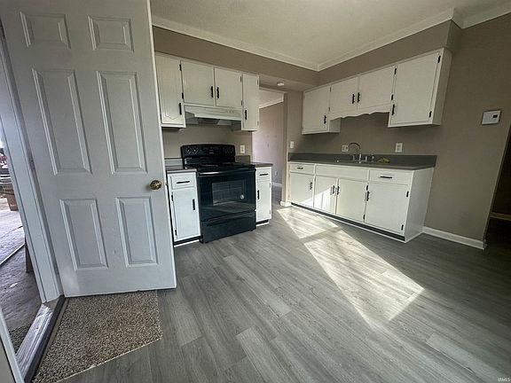 4th image of 207 Penrose Dr