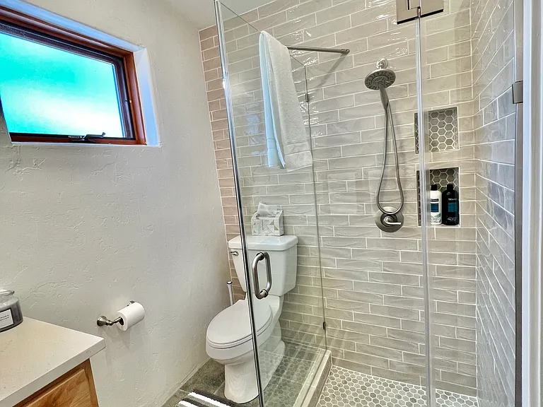 244 S Railroad Ave — Photo 16