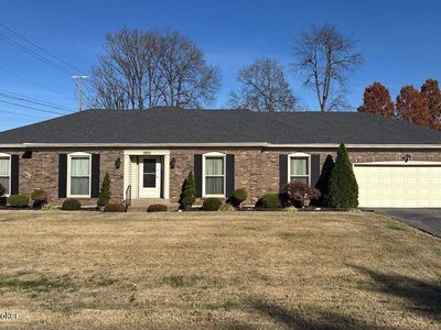 1925 Crossgate Ln, Crossgate, KY, 40222