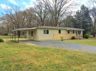 762 Belcher Rd, Boiling Springs, SC 29316