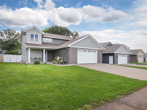 2nd image of 457 Autumn Drive
