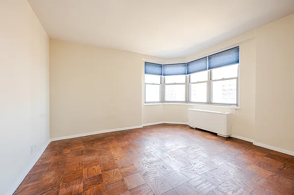 Rented by SBNY RE | media 16