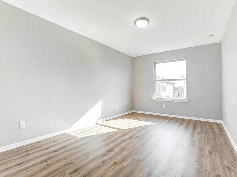 15010 Golden Summer Ct — Photo 25