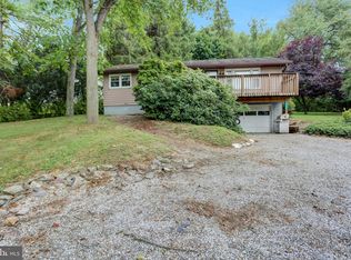 13838 Villa View Dr W, Waynesboro, PA 17268